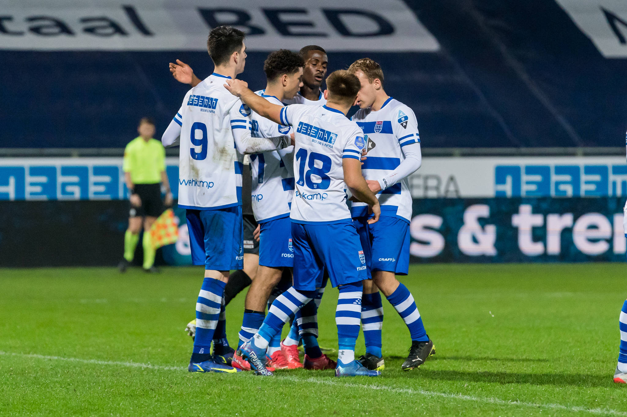 关于波尔图发布备战花絮,今晨状态回暖,亚冠任务艰巨,医务组通报恢复的信息 关于波尔图发布备战花絮,今晨状态回暖,亚冠任务艰巨,医务组通报恢复的信息