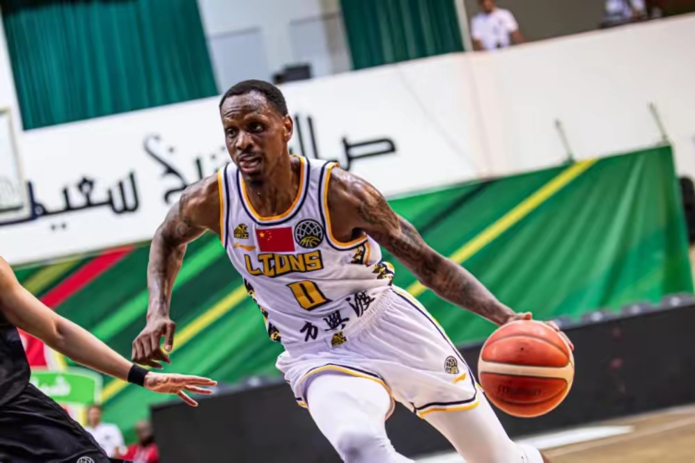 包含欧联赛前走向成谜；广厦男篮强势反弹；管理层满意；阵容厚度经受考验的词条